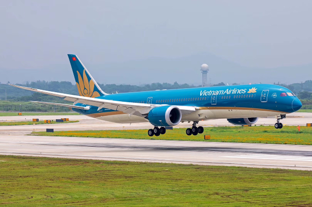 v&eacute; m&aacute;y bay đi Ph&aacute;p Vietnam Airlines