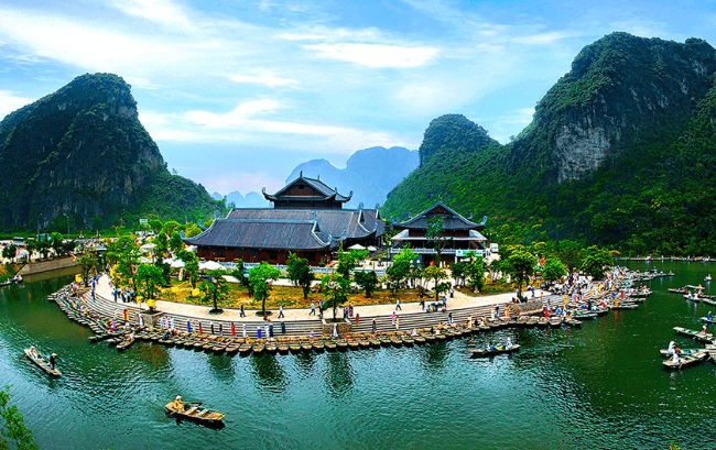 tour-du-lich-ninh-binh-kinh-nghiem Khám phá vẻ đẹp Ninh Bình một cách trọn vẹn với hành trang kỹ càng và đầy đủ