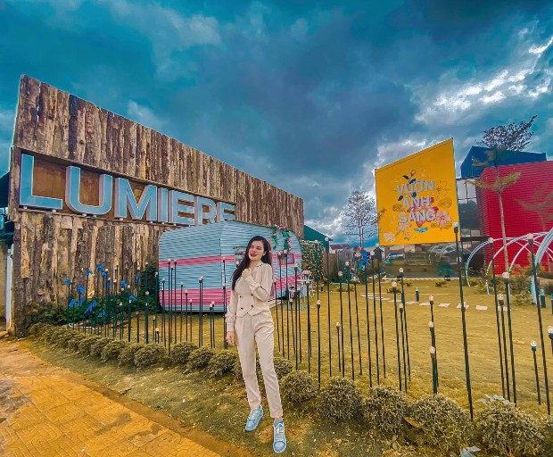 Vườn Ánh Sáng Lumiere