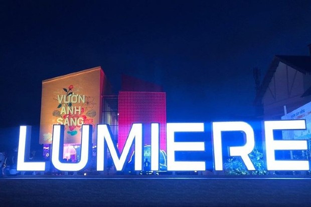 Vườn Ánh Sáng Lumiere