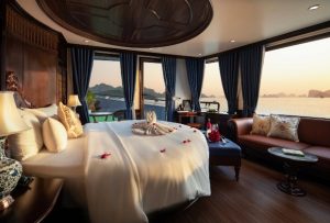 Du thuyền La Casta Regal Cruise Hạ Long