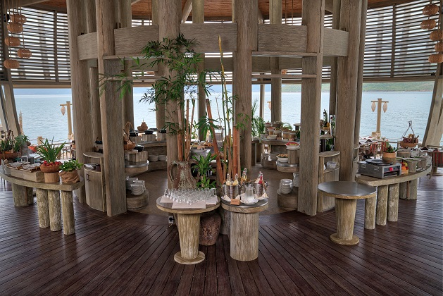 Resort Nha Trang có bãi biển riêng