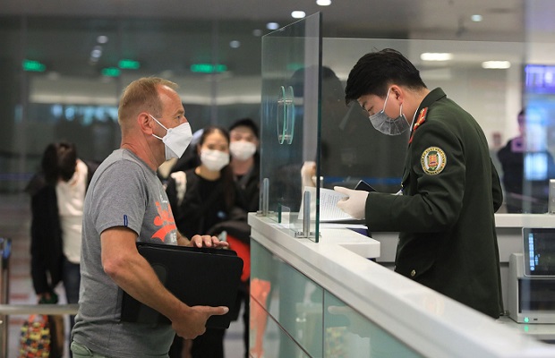 khai b&aacute;o tạm tr&uacute; cho người nước ngo&agrave;i online