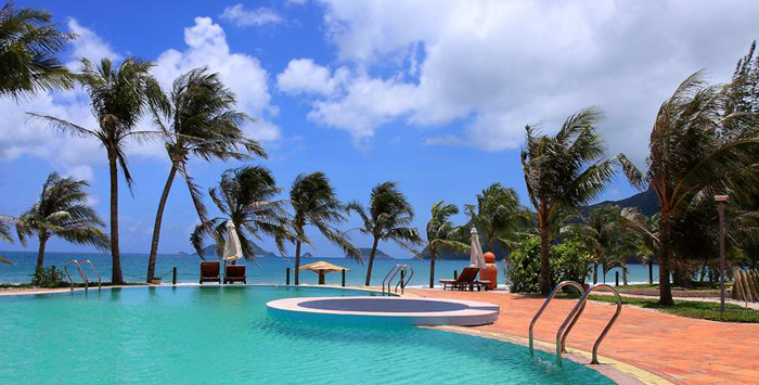 Khách sạn Côn Đảo có hồ bơi