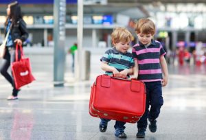 Dịch vụ trẻ em đi một mình Bamboo Airways an toàn cùng Vietnam Booking