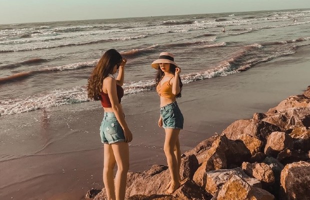 Tour Hà Nội Sầm Sơn 3 ngày 2 đêm | Biển Sầm Sơn – Chùa Cô Tiên – Hòn Trống Mái