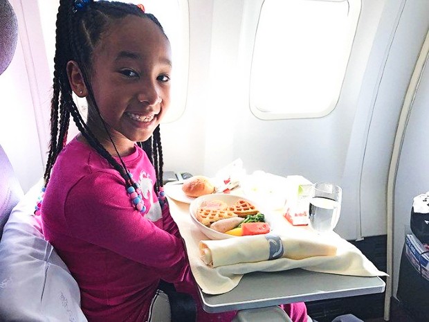 V&eacute; m&aacute;y bay trẻ em Eva Air