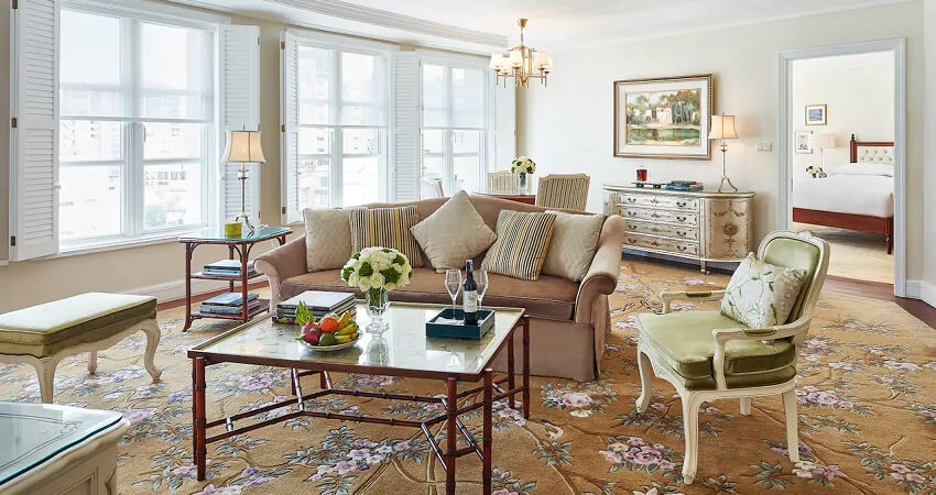 Phòng khách tại khách Sạn Park Hyatt - top khách sạn lớn nhất Sài Gòn