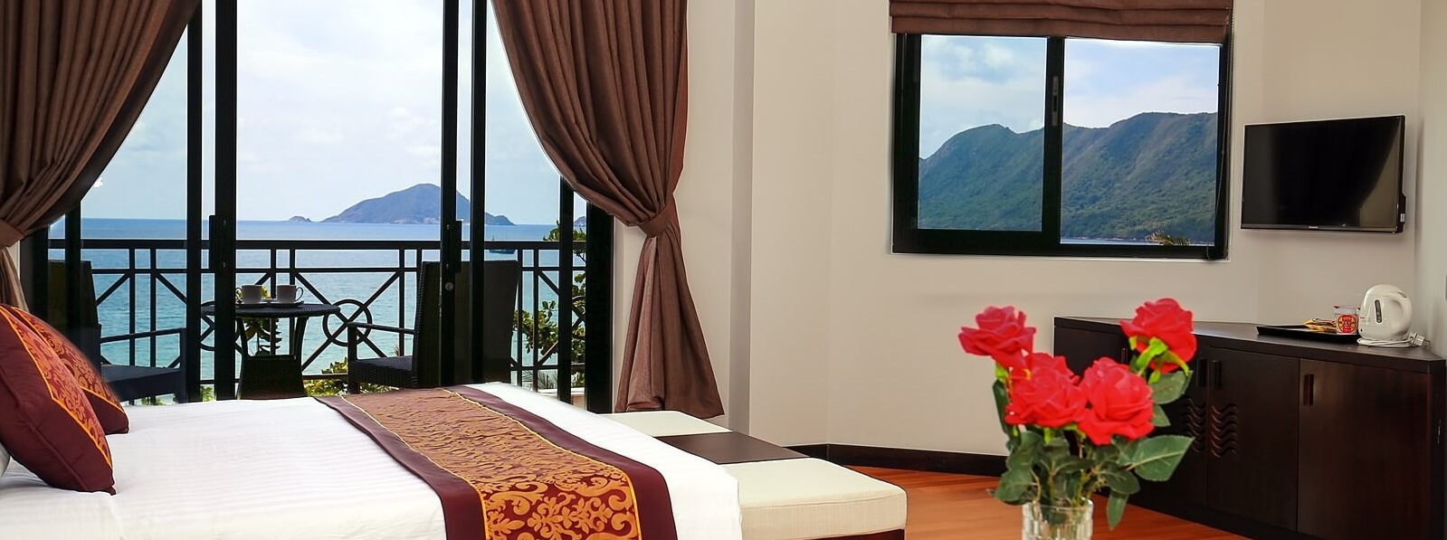 phòng ngủ resort Côn Đảo - khách sạn ở côn đảo gần biển 