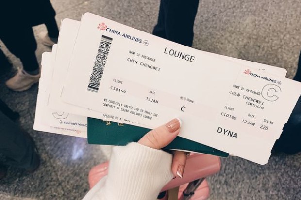 đổi vé máy bay China Airlines