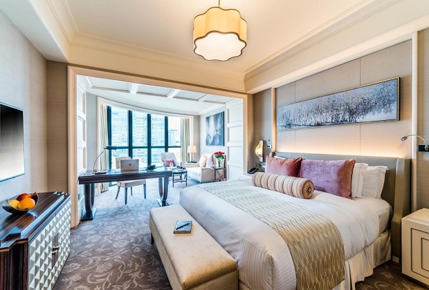 phòng nghỉ sang trọng của khách sạn Caravelle