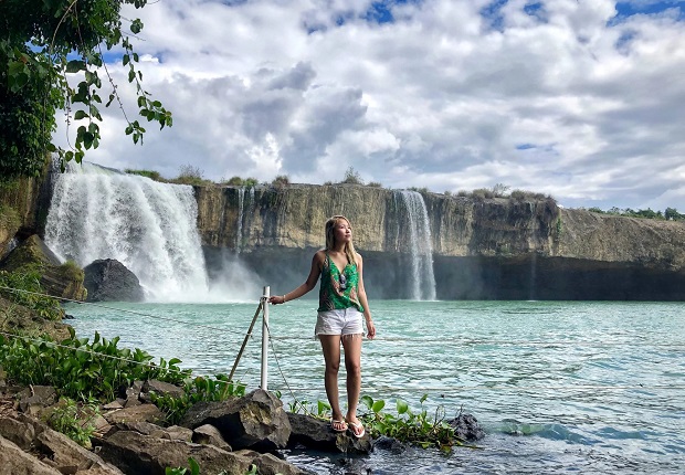 vé máy bay đi Buôn Ma Thuột