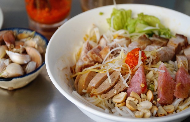 Khách sạn 3 sao Đà Nẵng - Bún mắm nêm