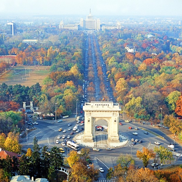 V&eacute; m&aacute;y bay từ Romania về Việt Nam