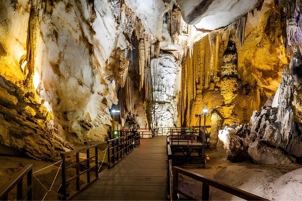 Vẻ đẹp huyền ảo của động Phong Nha điểm đến kh&ocirc;ng thể bỏ qua