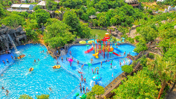 Khu suối khoáng nóng núi Thần Tài