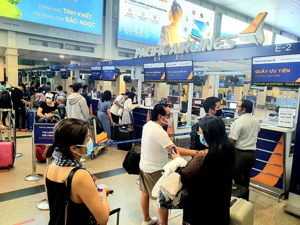 mua vé máy bay đi Huế Pacific Airlines