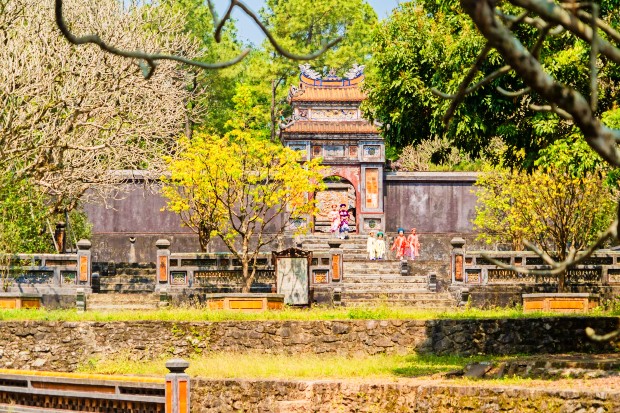 Vé máy bay đi Huế tháng 1