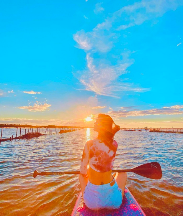 Ngắm hoàng hôn ở phá Tam Giang vé máy bay đi huế tháng 3