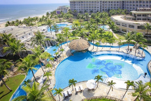 Khách sạn có bãi biển riêng ở Đà Nẵng nào đẹp