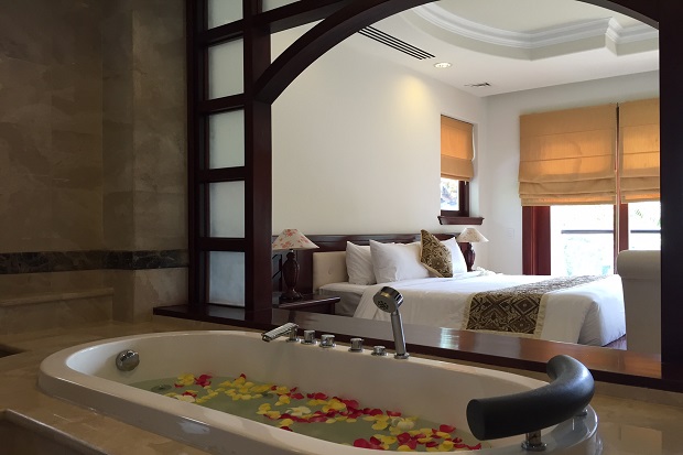 Khách sạn có bãi biển riêng ở Đà Nẵng giá tốt