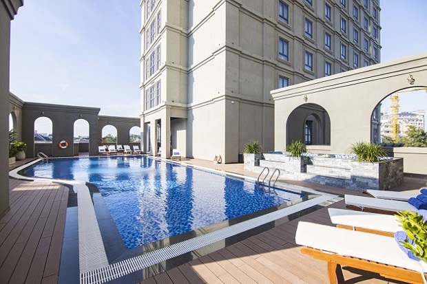 Khách sạn Vũng Tàu có bãi đậu xe và hồ bơi đẳng cấp