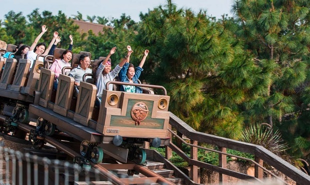 Disneyland Hong Kong có gì