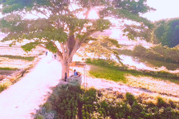 vé máy bay đi Huế tháng 4