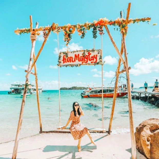 Mua vé máy bay đi Phú Quốc tháng 4 giá ưu đãi