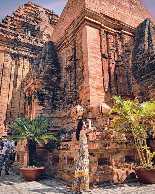 vé máy bay từ Đồng Hới đi Nha Trang