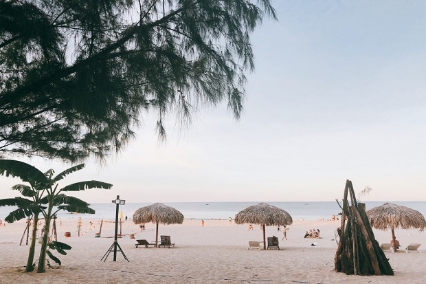 Bờ biển tại Bảo Ninh Beach Resort - Resort Quảng Bình