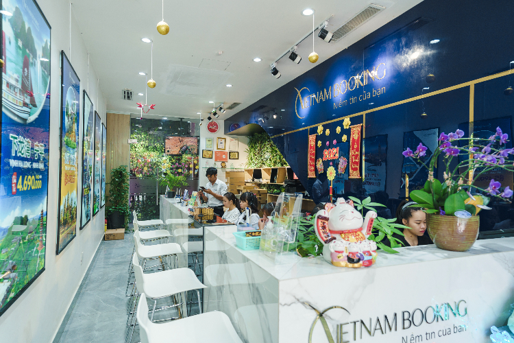 Vietnam Booking - đại lý uy tín, hỗ trợ trọn gói các thủ tục đặt vé máy bay Tết đặt vé máy bay Tết