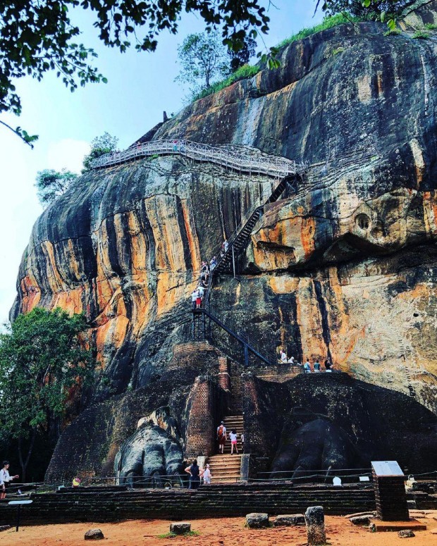 V&eacute; m&aacute;y bay đi Sri Lanka h&agrave;nh hương v&ugrave;ng đất Phật