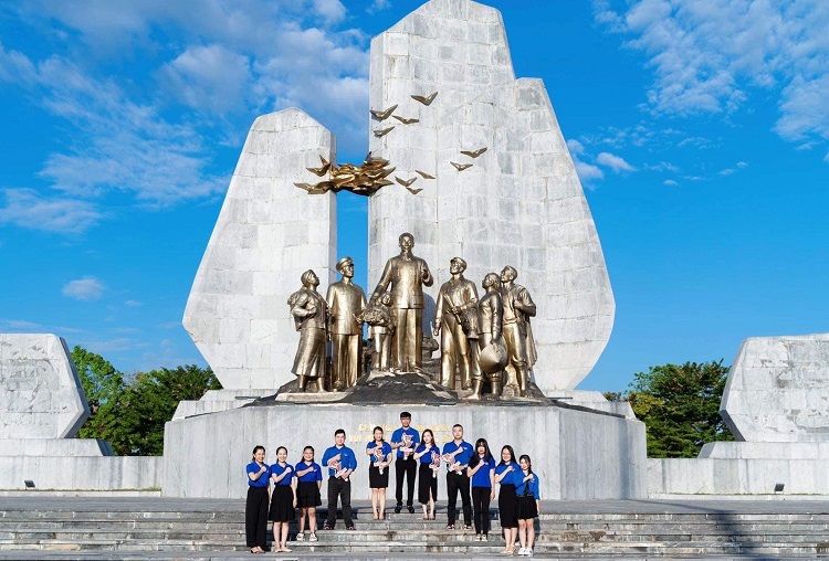 Vé máy bay Hà Nội Đồng Hới