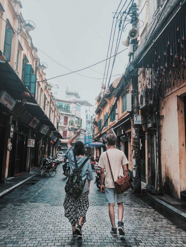 vé máy bay huế đi hà nội