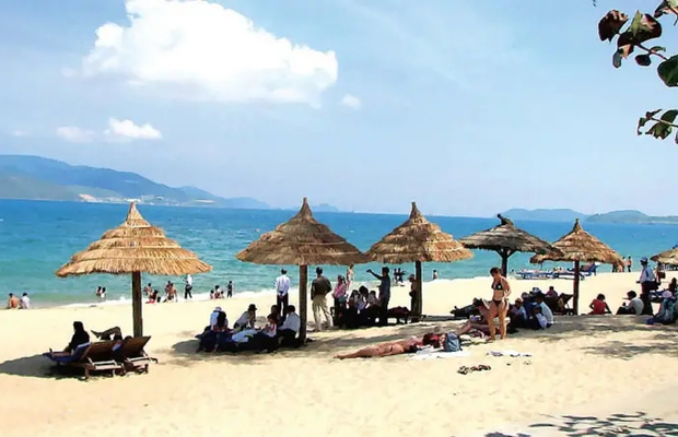 tắm biển mỹ kh&ecirc;