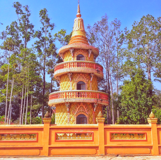 Ch&ugrave;a Phật Lớn 