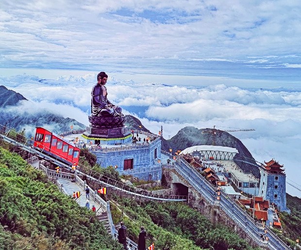 V&eacute; m&aacute;y bay TPHCM đi Sapa