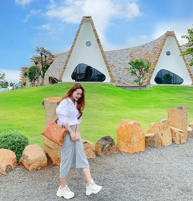 Làng cà phê Trung Nguyên