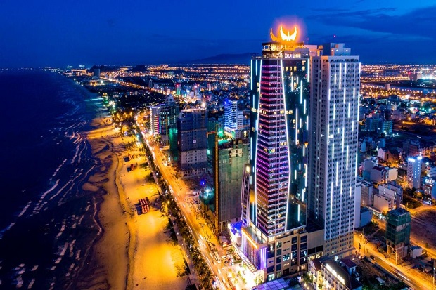 Kh&aacute;ch sạn Mường Thanh Luxury Đ&agrave; Nẵng gần biển