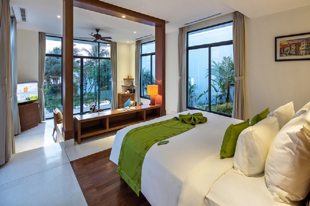 Resort Cam Ranh gi&aacute;p biển đẹp