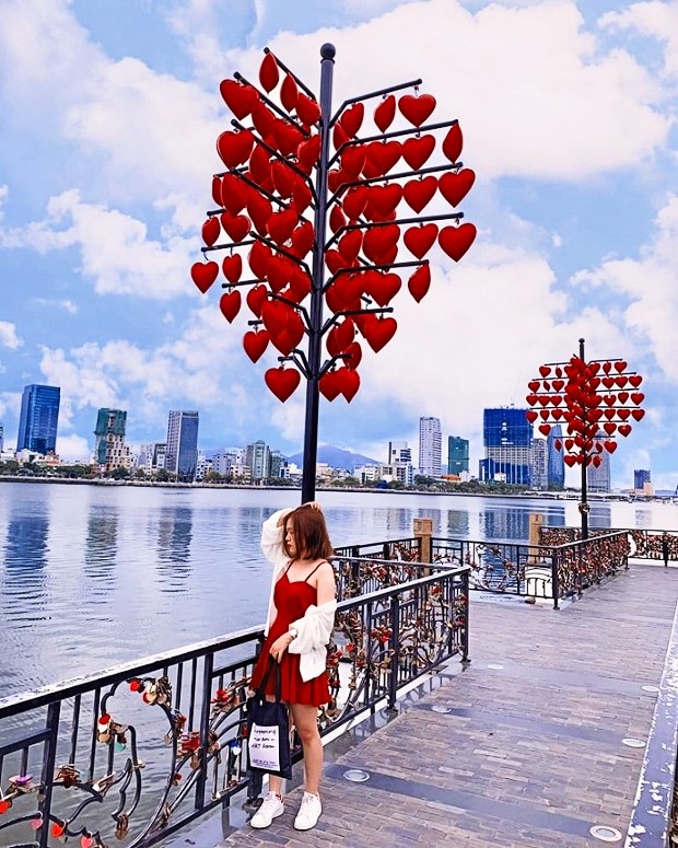 Vé máy bay đi Đà Nẵng tháng 9