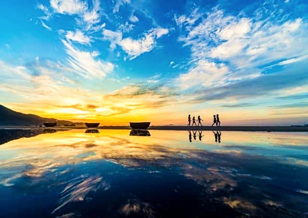 v&eacute;  m&aacute;y bay đi Huế th&aacute;ng 8 gi&aacute; rẻ