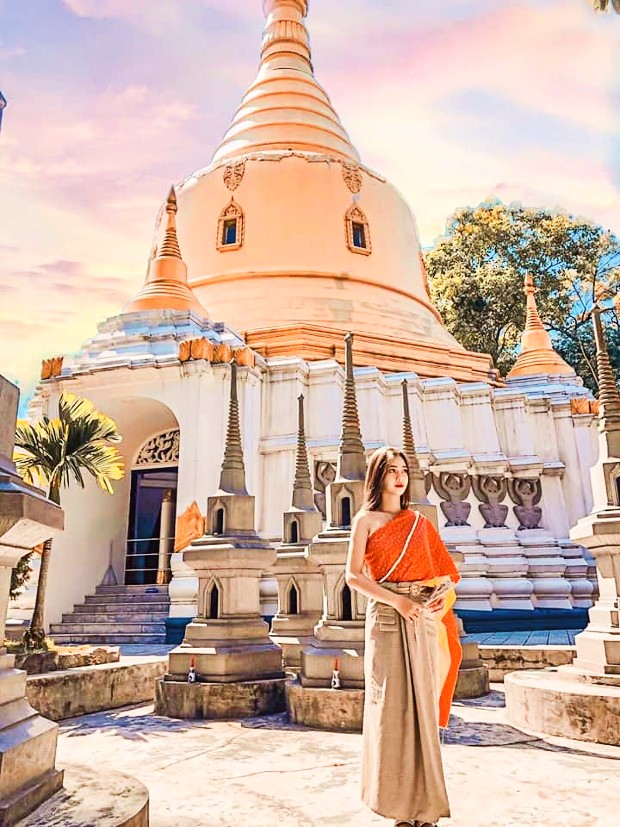 V&eacute; m&aacute;y bay đi Huế th&aacute;ng 9