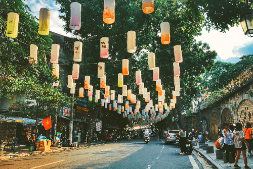 phố Phùng hưng Hà Nội