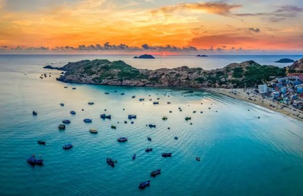 Tour Quy Nhơn Phú Yên 3 ngày 2 đêm | Chuyến vi vu đến với vùng biển xanh, cát trắng, nắng vàng