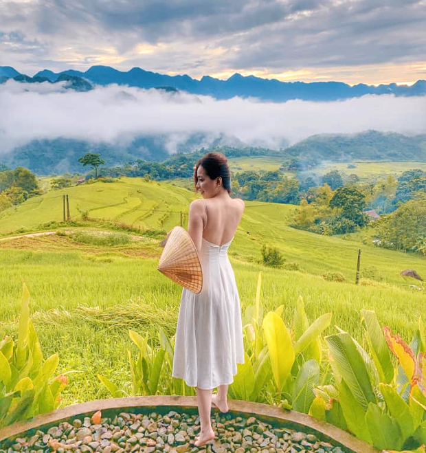 Mùa lúa chín vàng rực rỡ ở Pù Luông, ấn tượng giữa núi đồi trập trùng mùa lúa chín Pù Luông