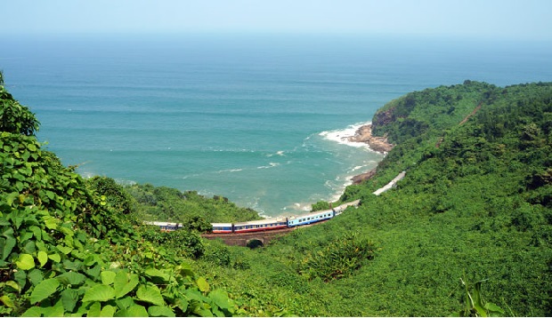 Du lịch Đà Nẵng Hội An - Di chuyển bằng tàu hỏa