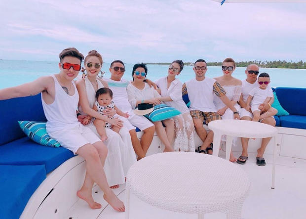 Du lịch Tết âm lịch nước ngoài Giáp Thìn 2024 - đi du lịch theo đoàn