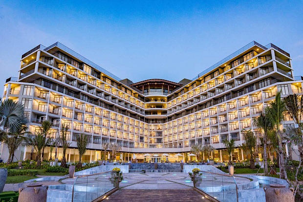 Du lịch Tết âm lịch nước ngoài  Giáp Thìn 2024 - đặt khách sạn khi du lịch